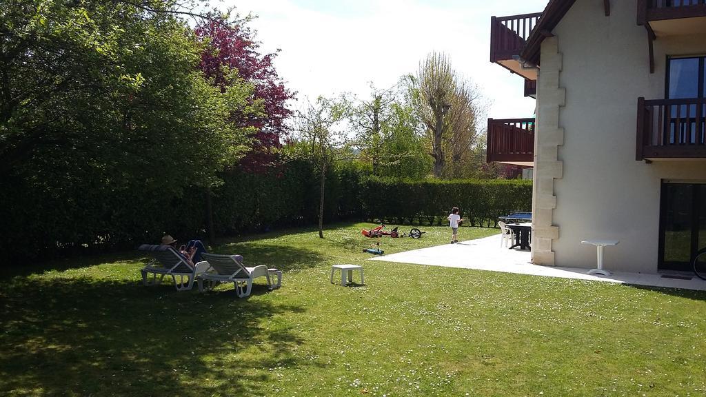 Les Manoirs Deauville Exterior photo